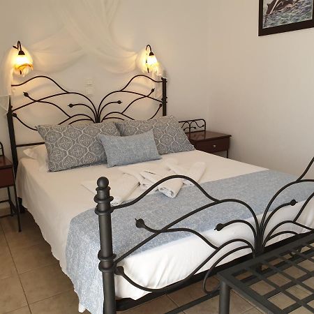 Sifnos Hotel Benaki Platis Gialos  Exteriör bild