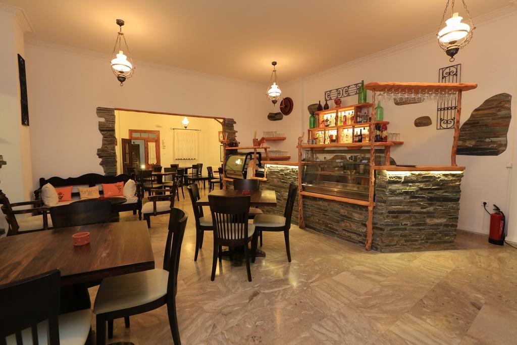 Sifnos Hotel Benaki Platis Gialos  Exteriör bild
