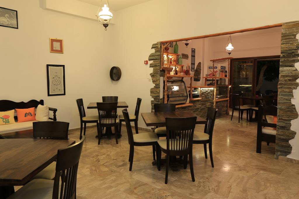 Sifnos Hotel Benaki Platis Gialos  Exteriör bild