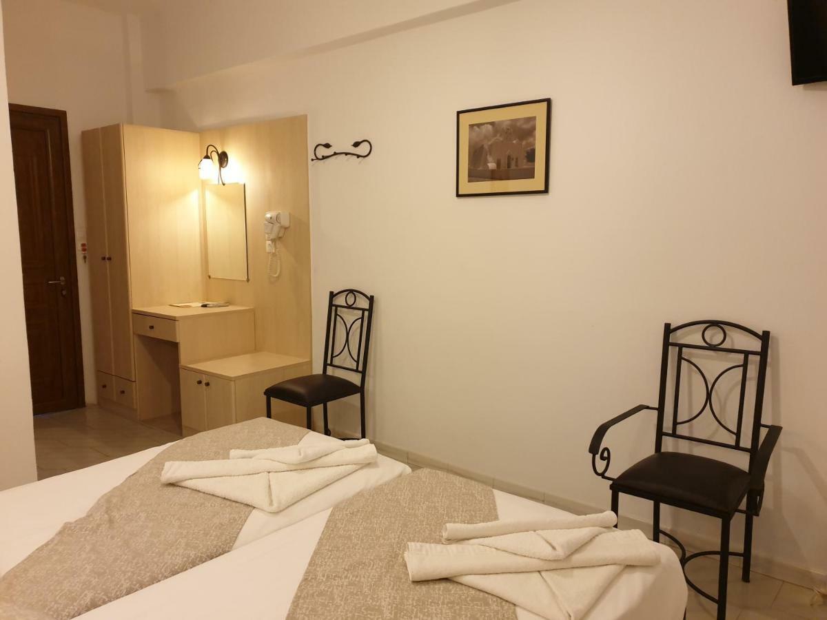 Sifnos Hotel Benaki Platis Gialos  Exteriör bild